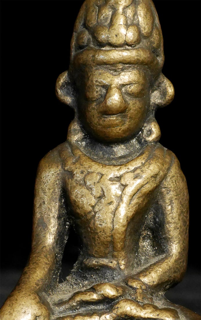 500-1000 Year Old Indian Pala, Kurkihar, 3-1/8" Tall: Antique solid-cast Indian Pala, Kurkihar. Probably as old as 1,000 years old have not seen the solid-cast type before so unsure of the date. Geat feel. Sits 3-1/8 inches tall. Wear consistent with