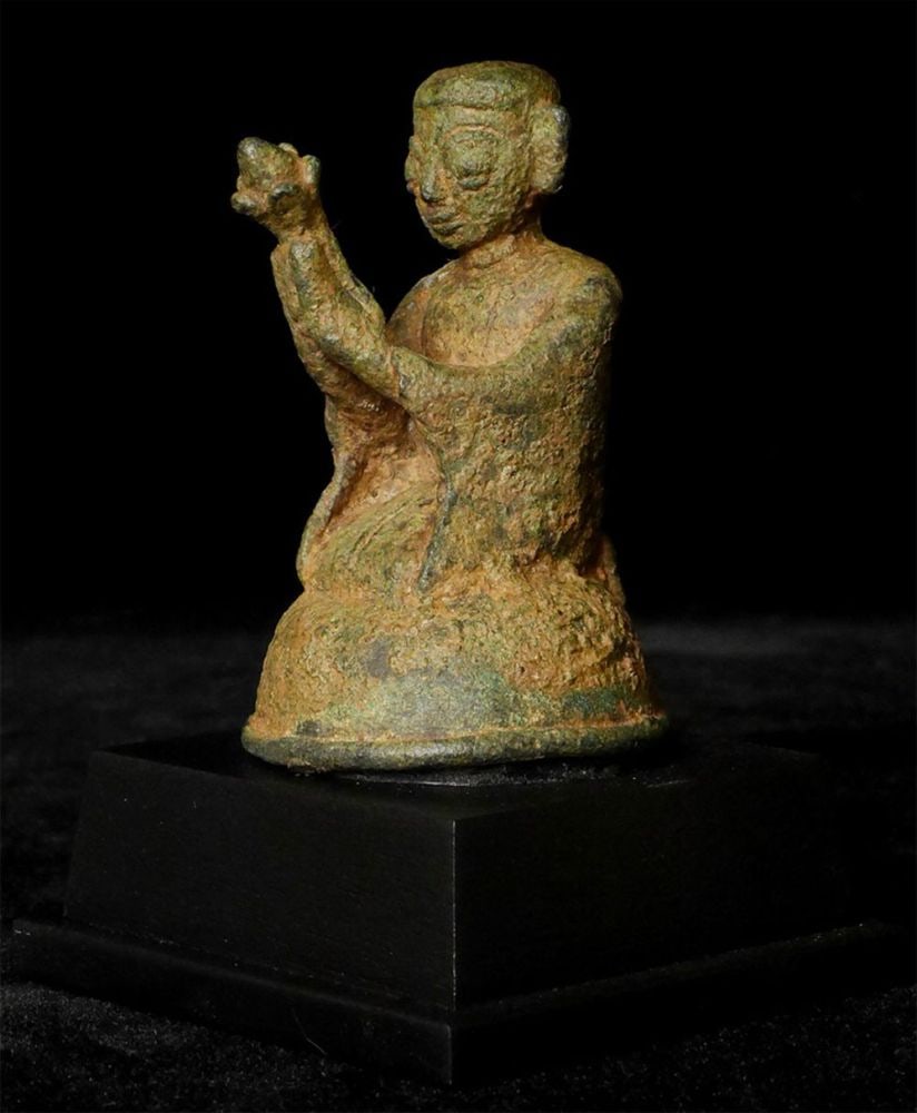Early Burmese Monk- rare type- Deeply devotional - 3
