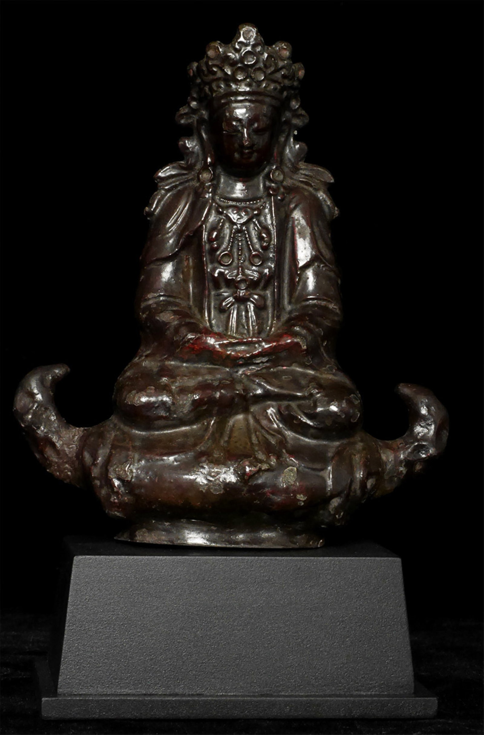 15/16thC Ming Bronze Chinese Quan yin- Authentic, on custom museum style base: Lovely face, beautiful composition. Thick red-brown lacquer may be original or may have been re-lacquered early in its life. Overall a beautiful statue.May have had attendants (now missing, crude