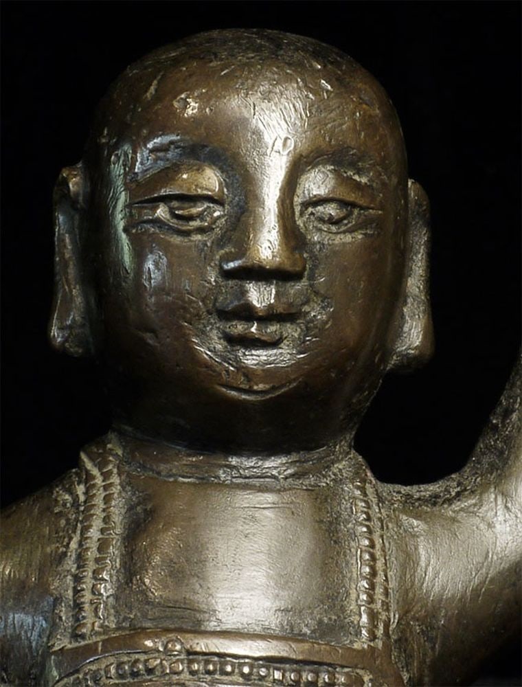 A 16th/17thC solid cast Chinese Ming Bronze Baby - 4