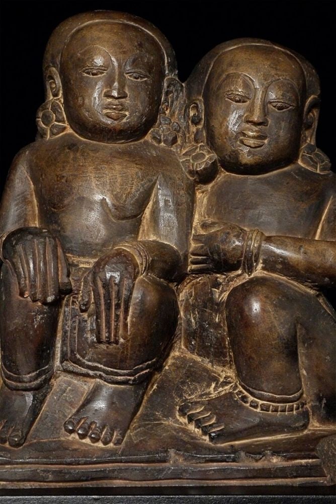 Indonesian Majapahit style stone carving-magnificent-special: Very beautiful stone carving of 2 figures- done in the Indonesian Majapahit style (15thC Indonesian), to be quite old. I’m sure if it is a period piece.. Ive owned this 20 years and have not been ab