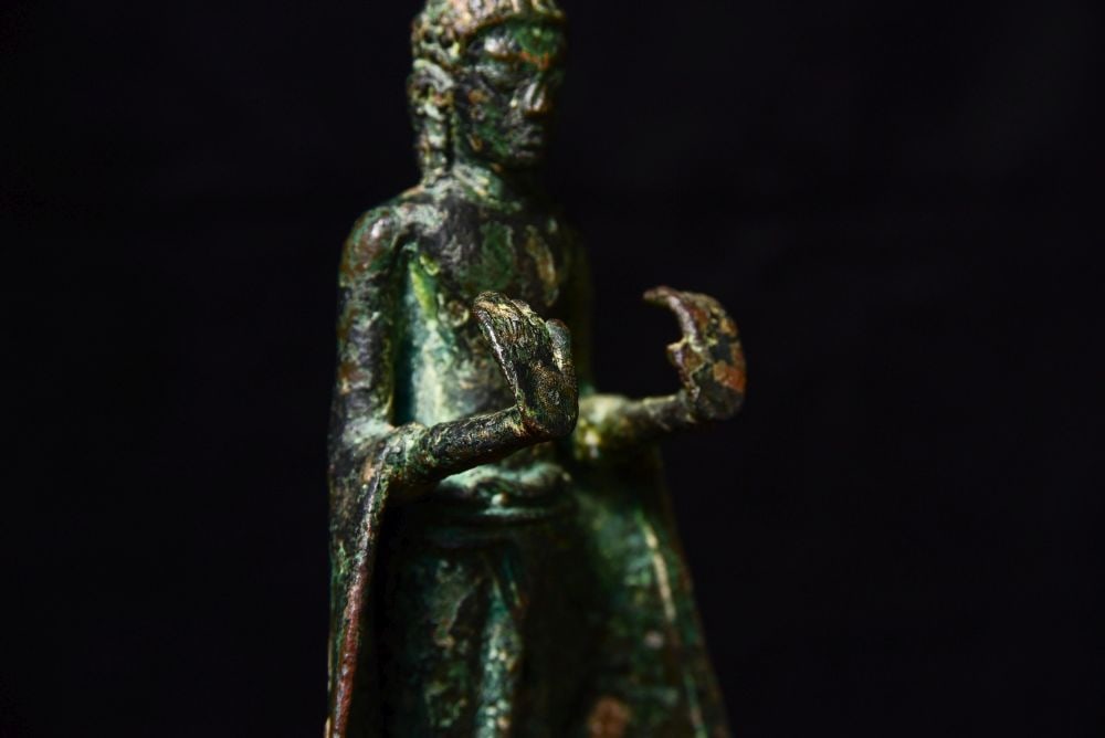 10thC or earlie Thai Buddha. Solid cast in a very early method. - 10
