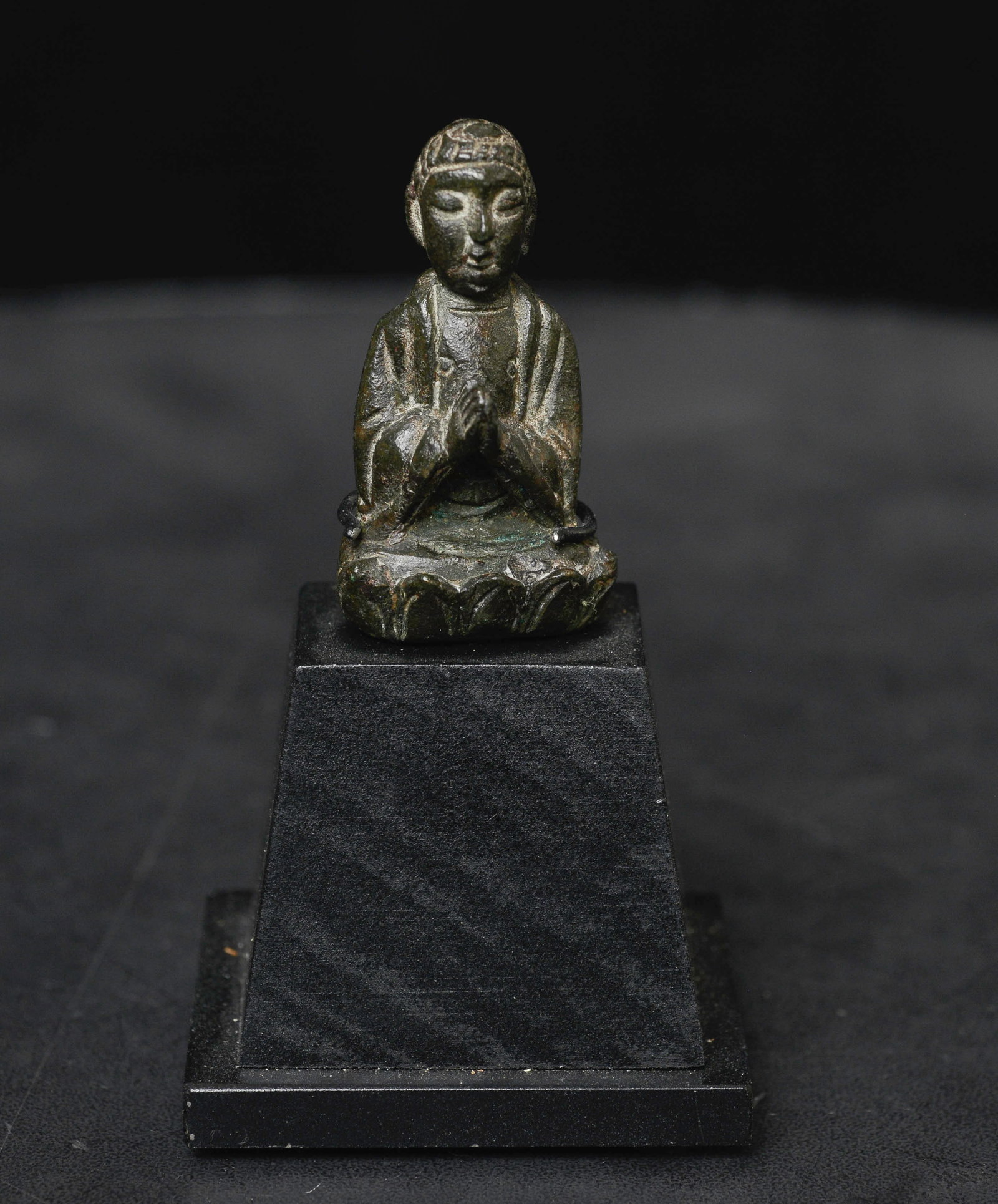 Very early (pre-Ming) Chinese solid-cast bronze Buddha. Beautiful! (1 of 8)