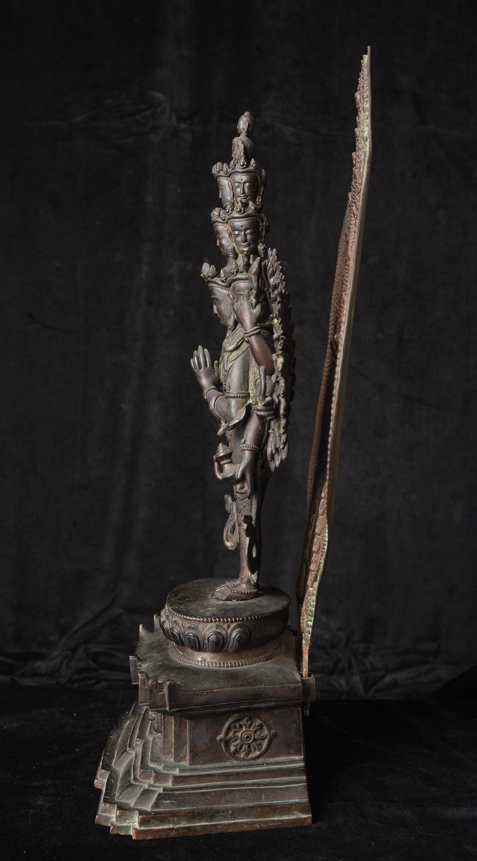 19th/20thC Thousand Arm Bodhisattva/Buddha of Compassion. - 4