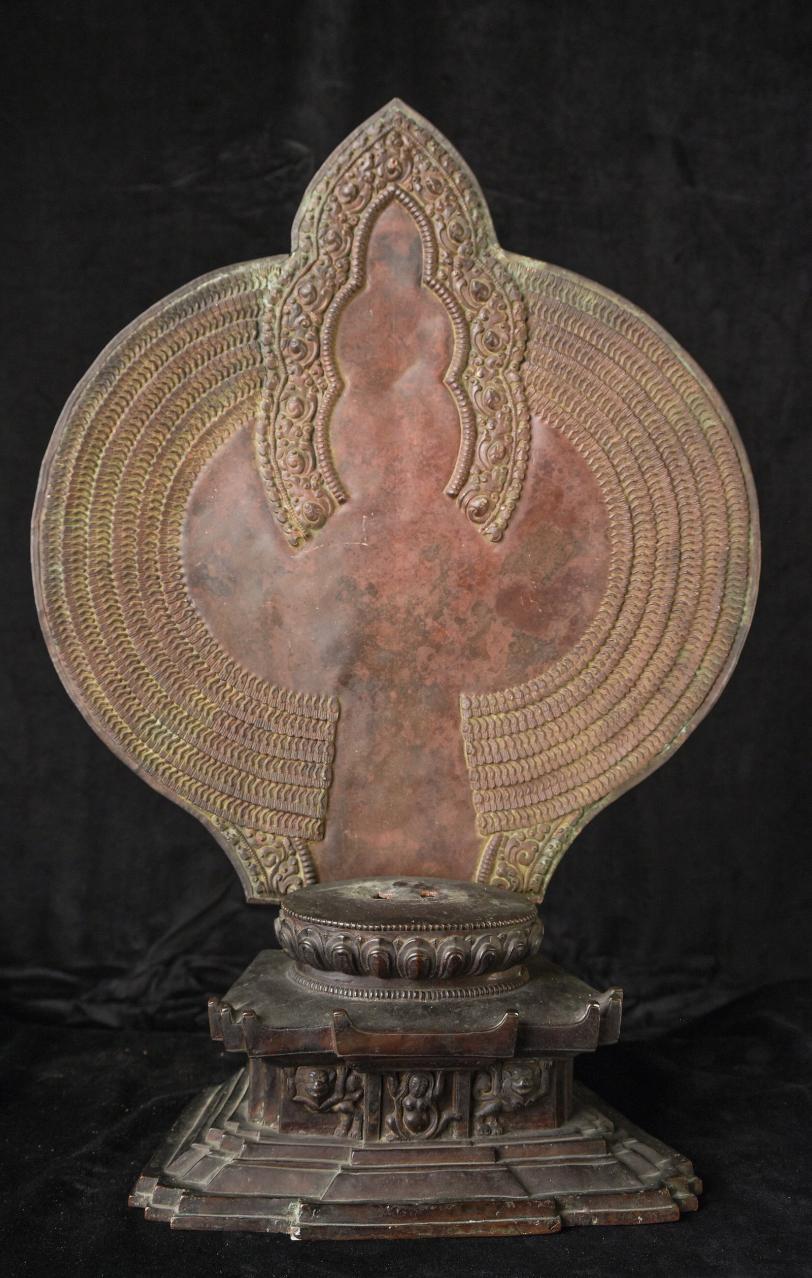 19th/20thC Thousand Arm Bodhisattva/Buddha of Compassion. - 6