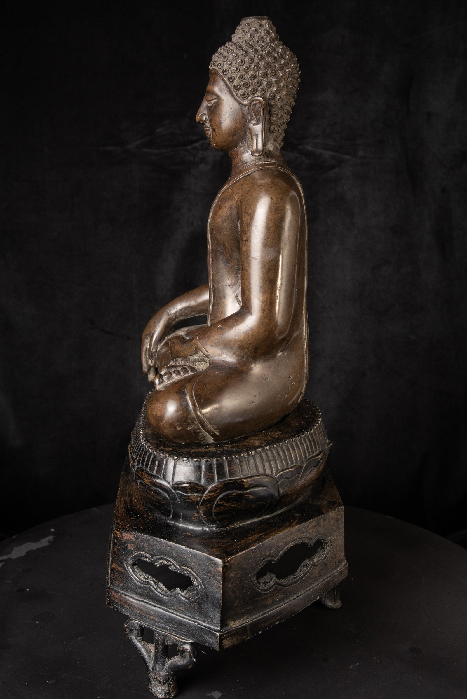 Large Thai bronze Buddha. - 3