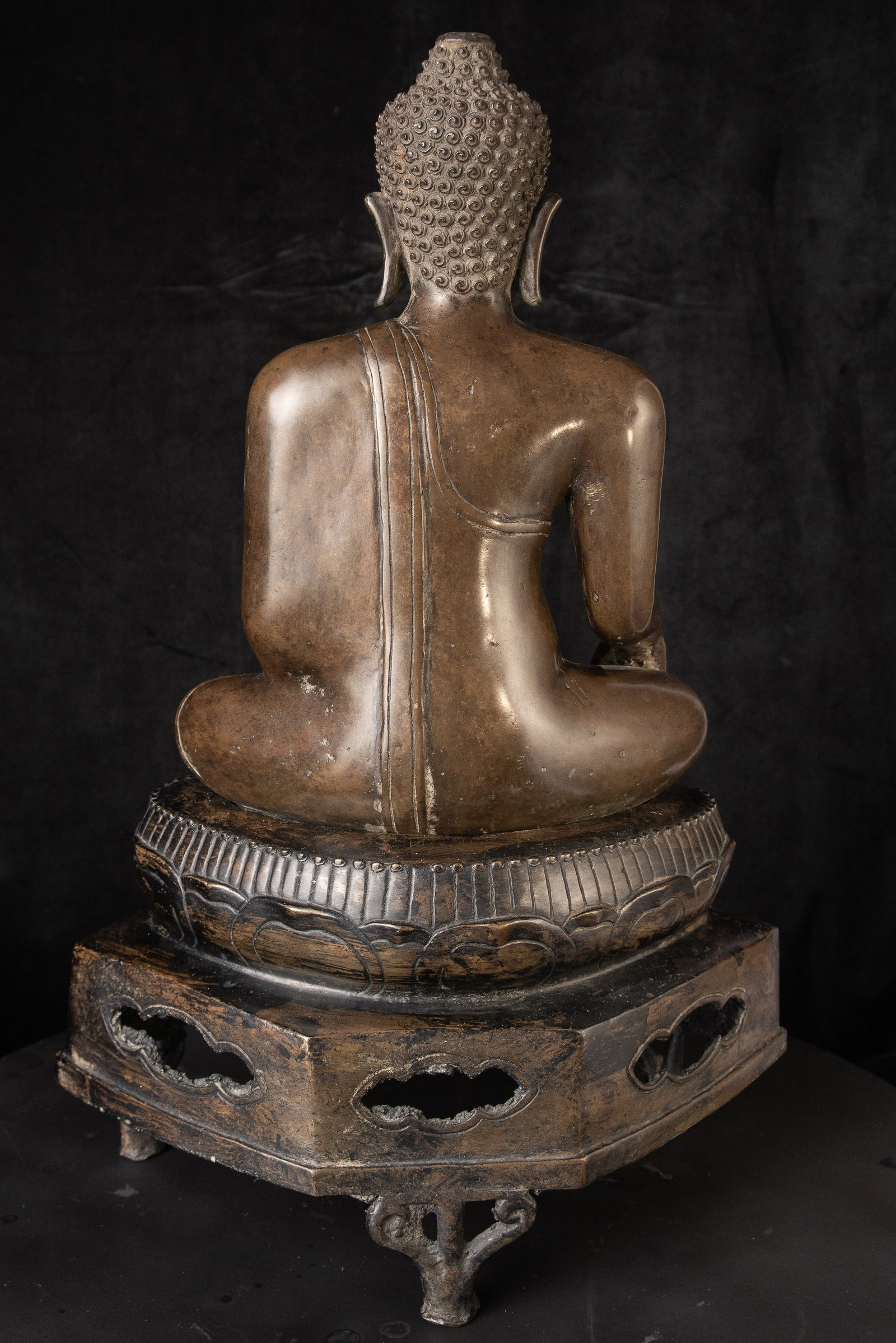 Large Thai bronze Buddha. - 6