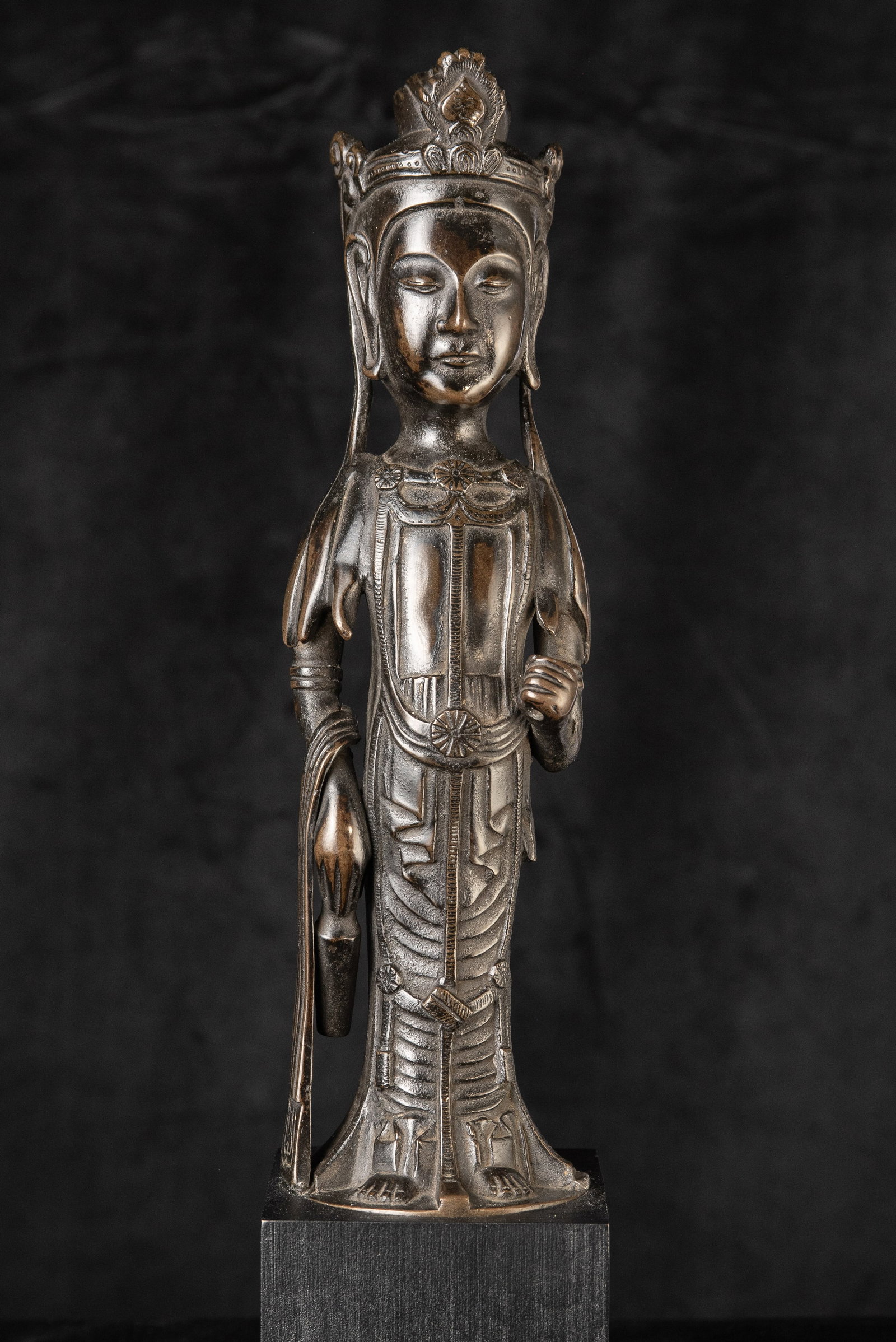 Antique Korean Quanyin. (1 of 12)