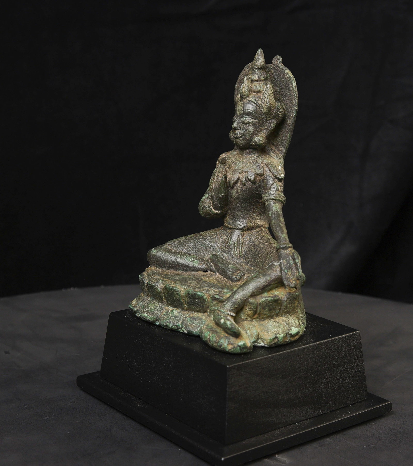 1,000+ Years Old Hindu Bronze Shiva Burma/Srivajaya. Buckingham Provenance: The Srivijaya Empire was a powerful maritime and commercial kingdom that flourished from the 7th to the 13th century across what is now Indonesia and parts of Southeast Asia. A major Mahayana Buddhist