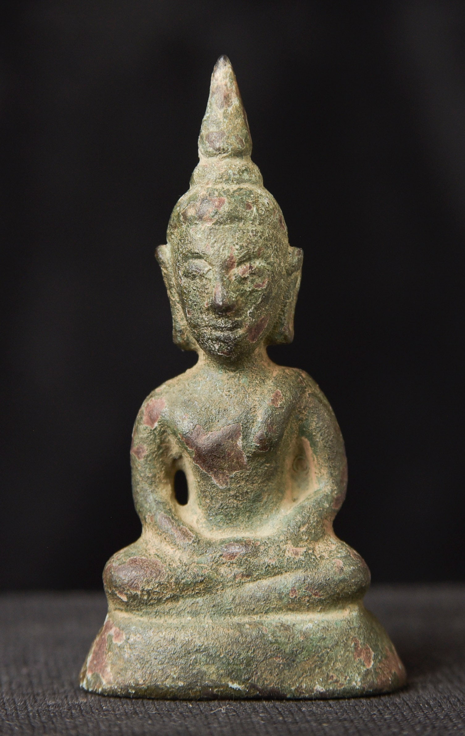 Miniature Laos Bronze Buddha Buddha. (1 of 7)