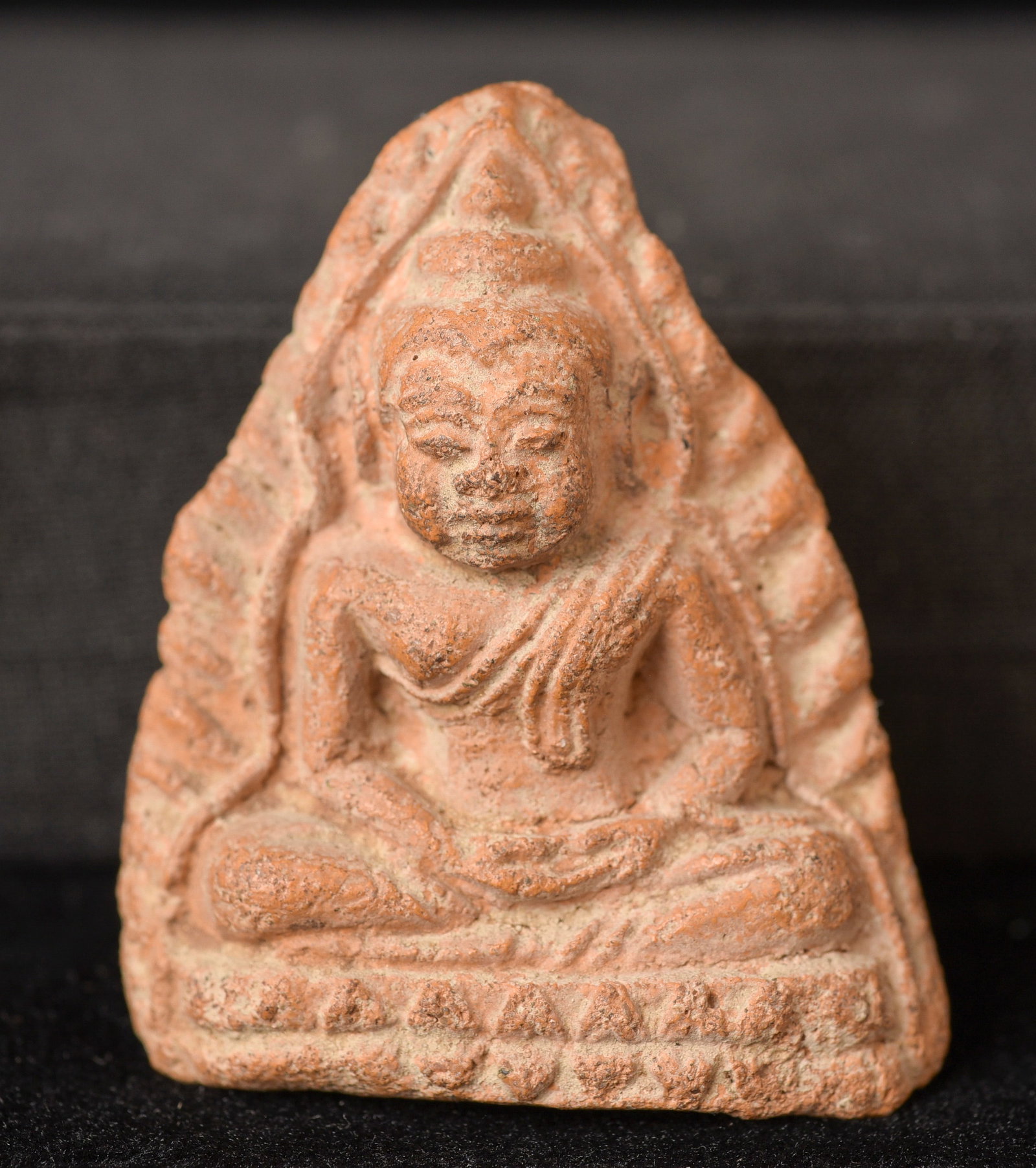 15thC Rare Thai or Cambodian Amulet. Special type. (1 of 8)