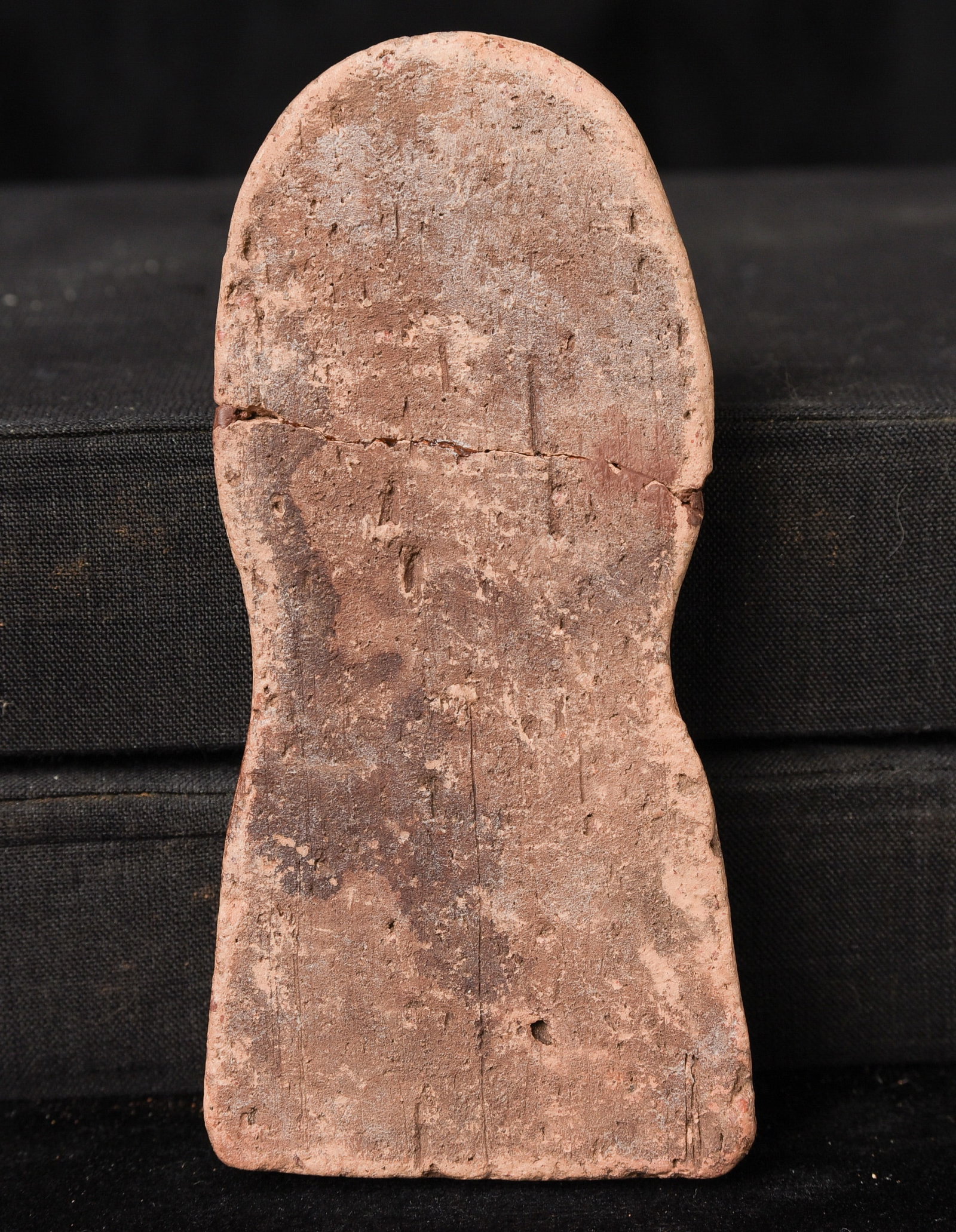 17/18thC Arakan Buddha Tablet with crown - 4