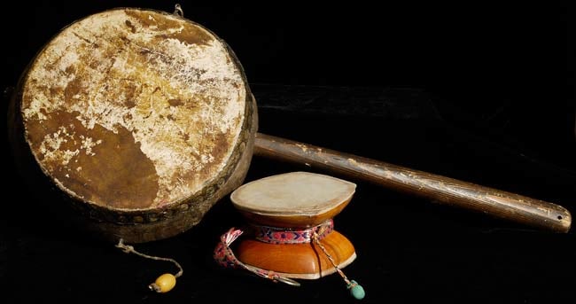Two vintage/old Chinese drums -- largest has a (1 of 5)