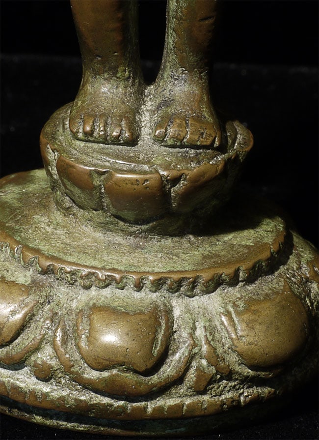 Chinese solid-cast Baby Buddha with deeply serene - 9