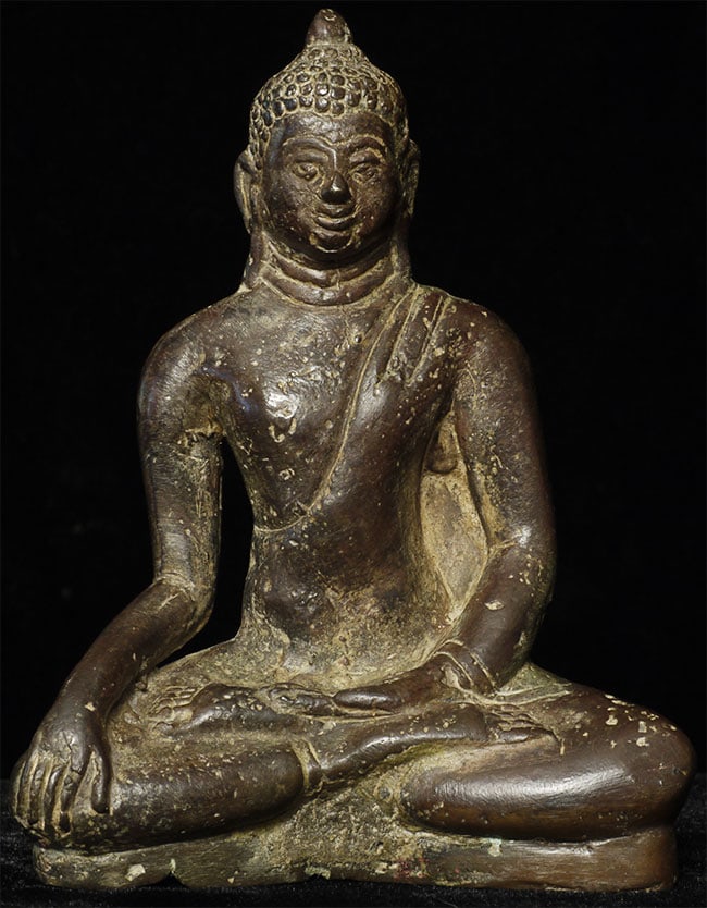 Antique Burmese Buddha, sits 4" tall (1 of 11)