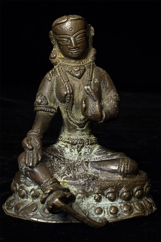 Vintage/antique Nepalese bronze Bodhisattva. Sits 3.5 (1 of 15)