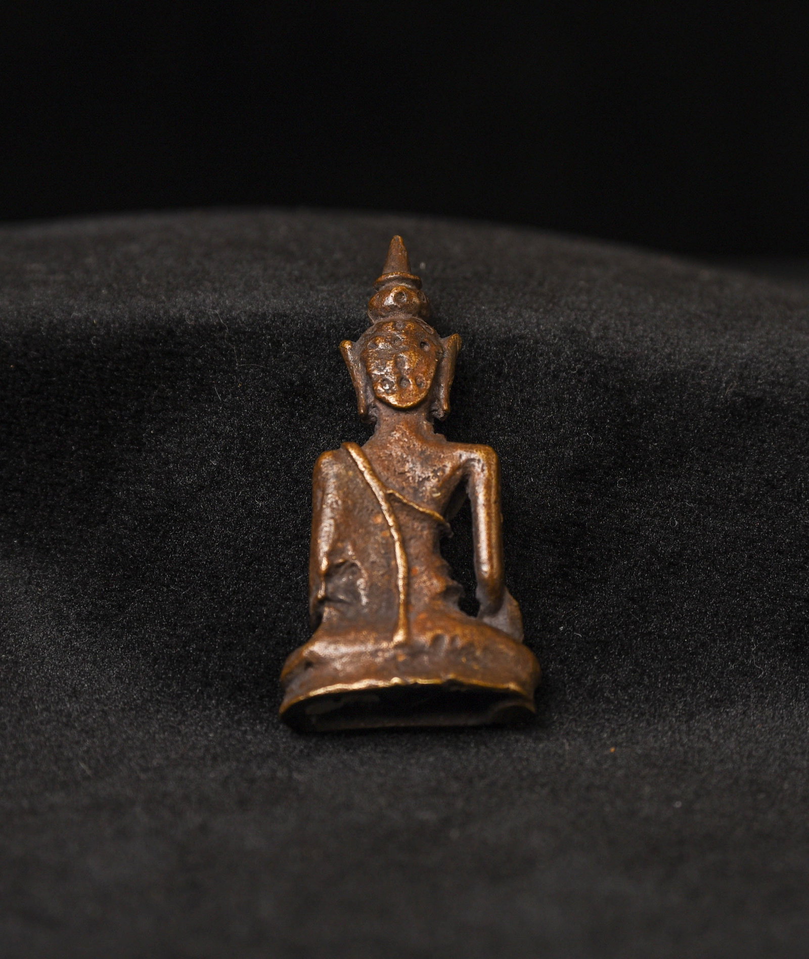 Vintage miniature solid-cast Laos Buddha. - 4