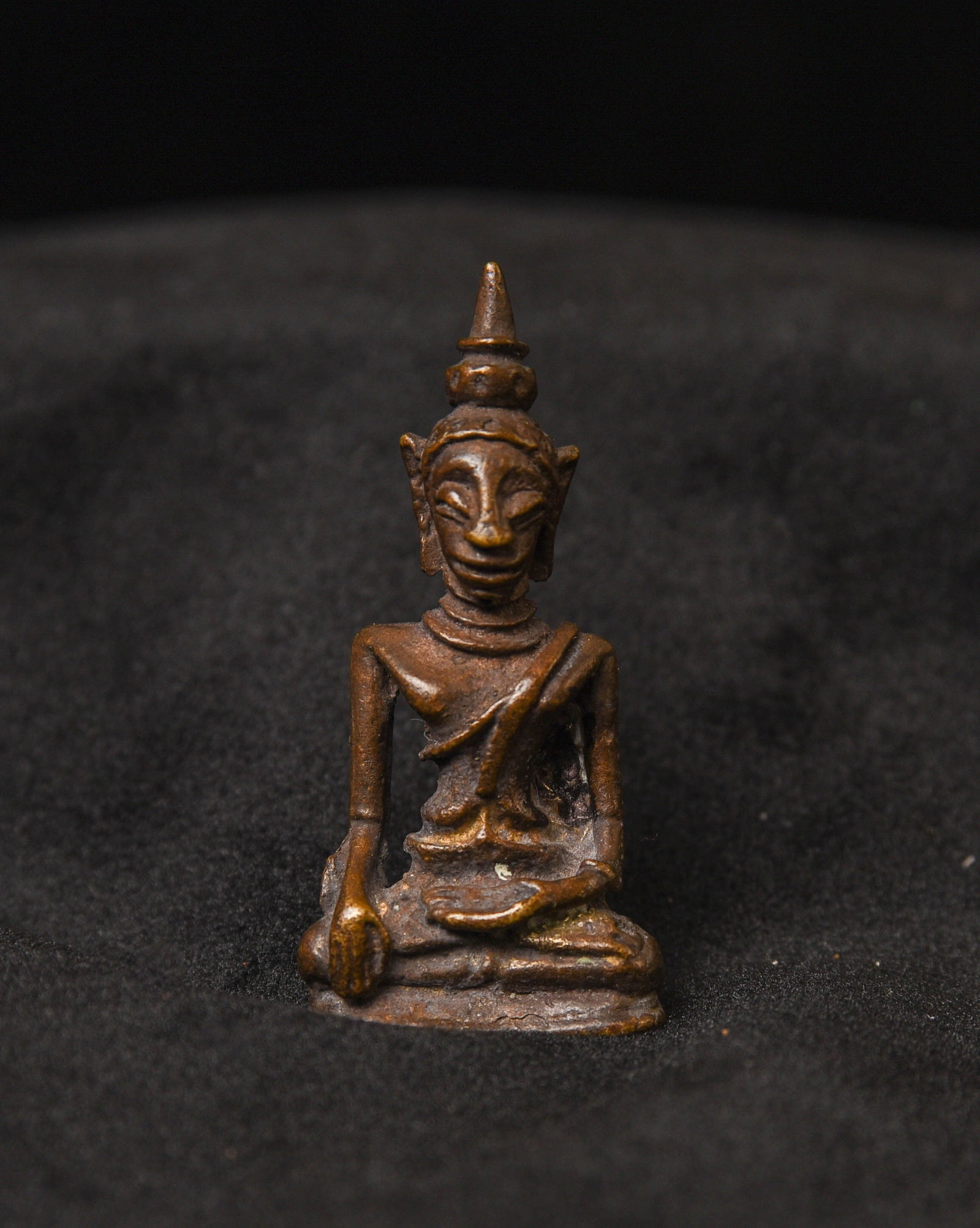 Vintage miniature solid-cast Laos Buddha. - 6