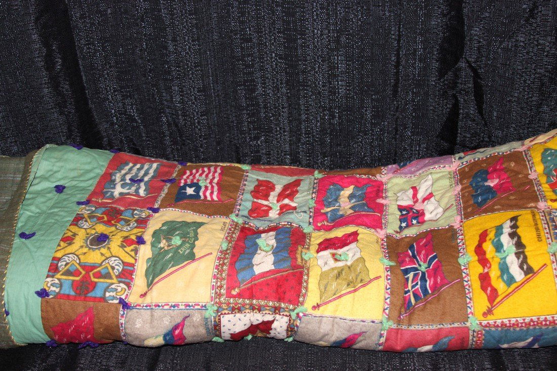 Tobacco Advertisement Quilt Fair Condition Hand Made (1 of 1)