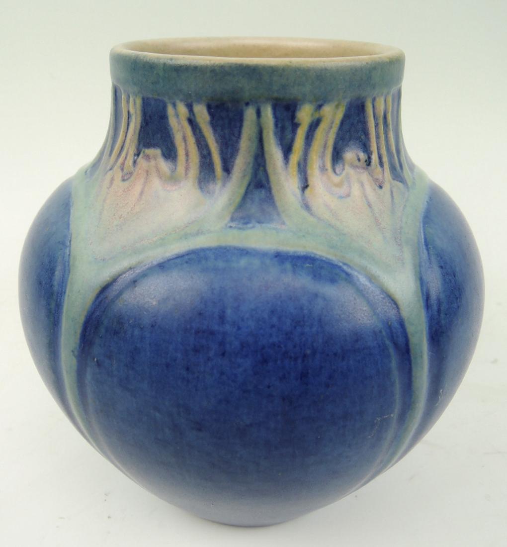 Large Henrietta Bailey Newcomb College Vase (1 of 4)