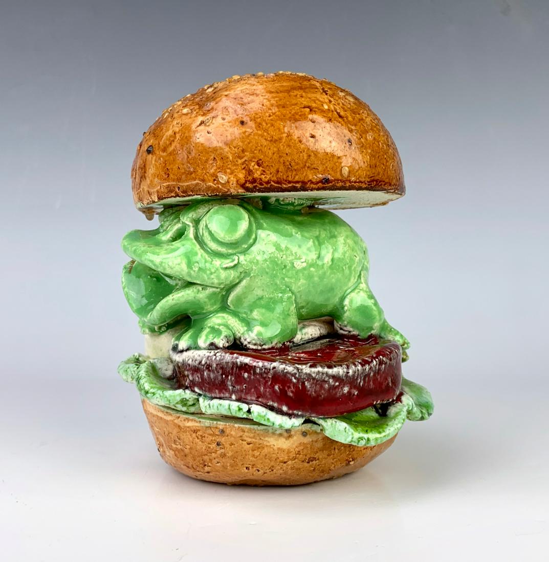 David Gilhooly (American 1643-2013) Frog Burger: Signed "Gilhooly 79", glazed ceramic sculpture, good condition, 4.5" height