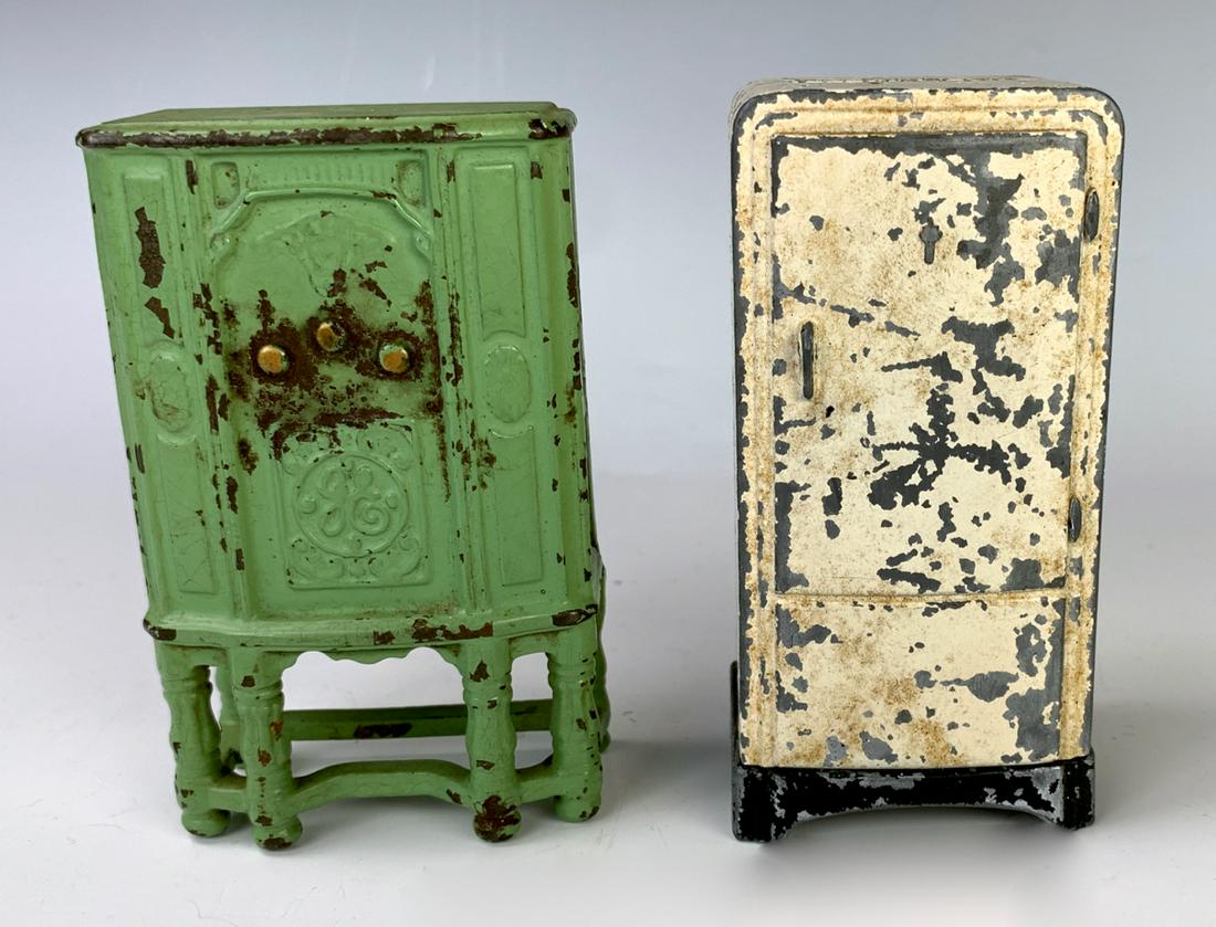 2 Still Banks GE Radio & Electrolux Refrigerator: Circa 1920, GE Radio by Arcade and Electrolux Refrigerator, wear to paint commensurate with age, 4" height