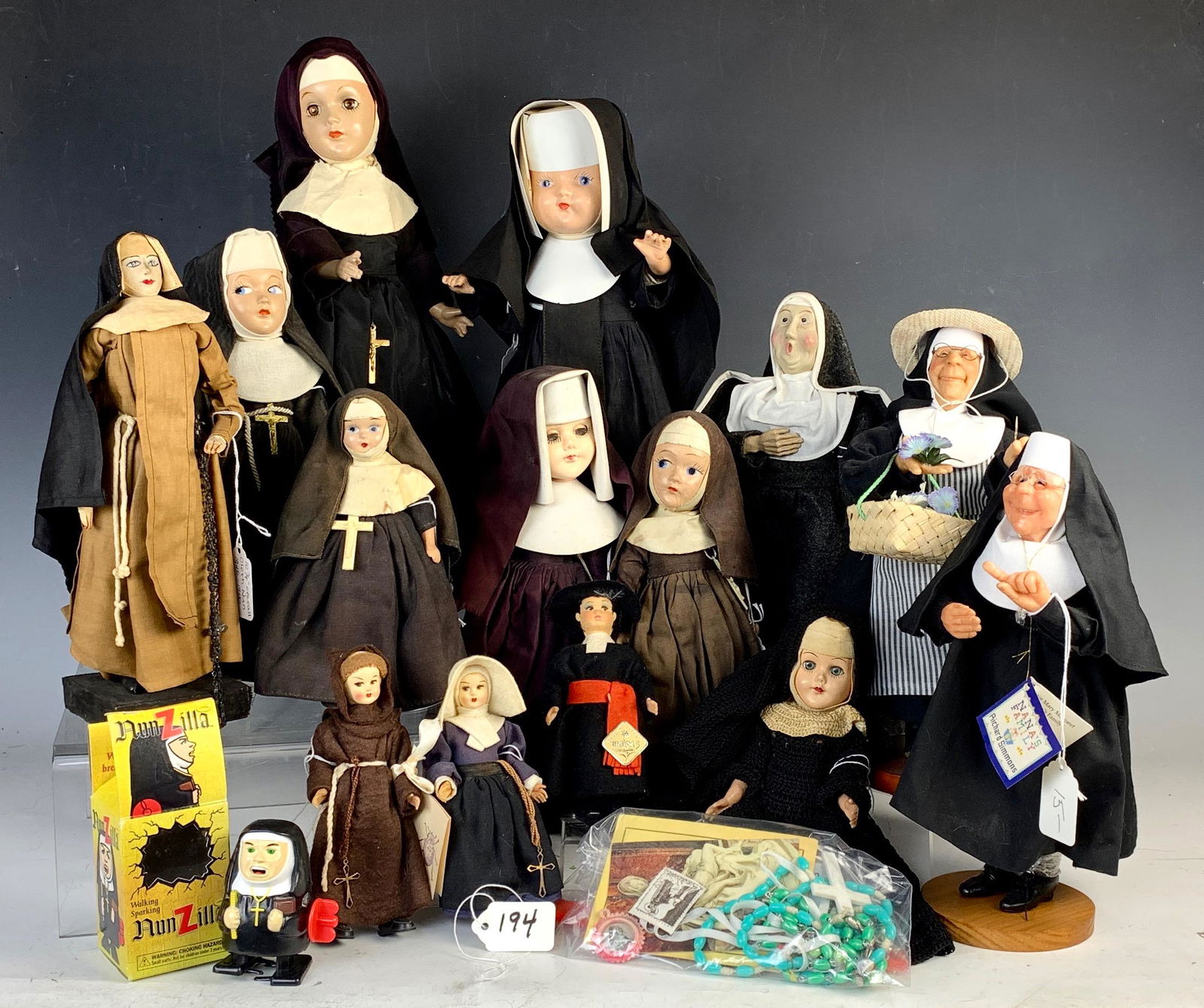 Lot of 10 VIntage Dolls & Newer Dolls In Nun Habits (1 of 1)
