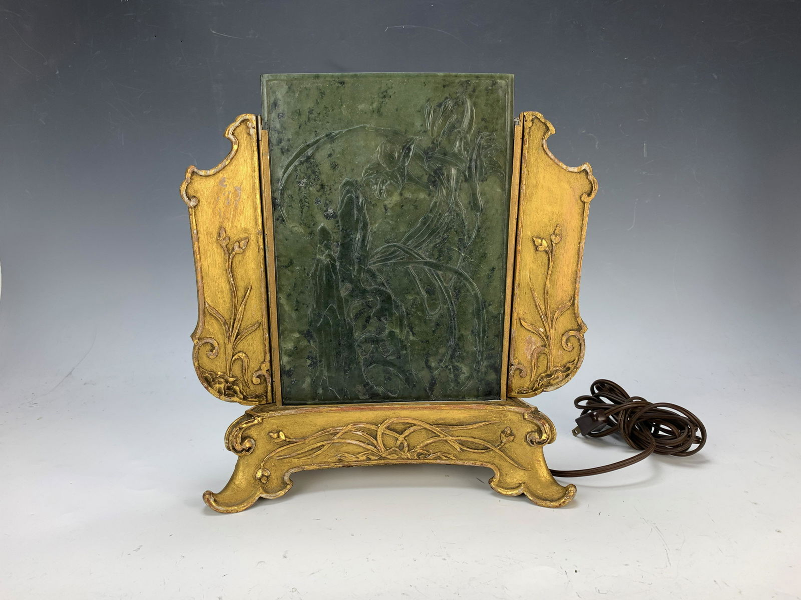 Carved Jade Luminaire (1 of 2)