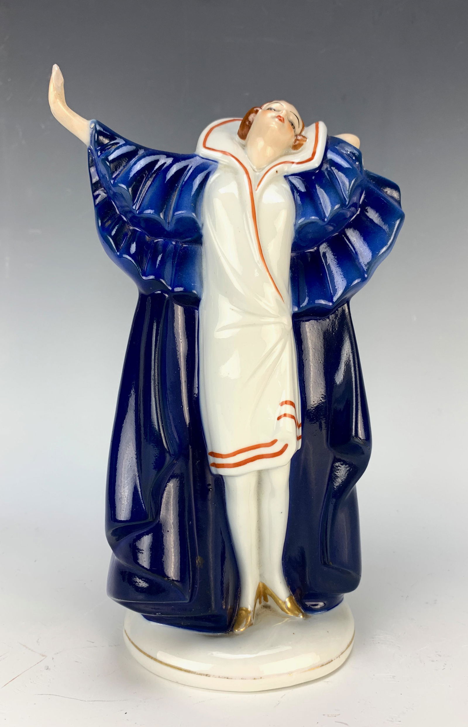 Art Deco Lady w Blue Cape Figural Perfume Lamp (1 of 4)