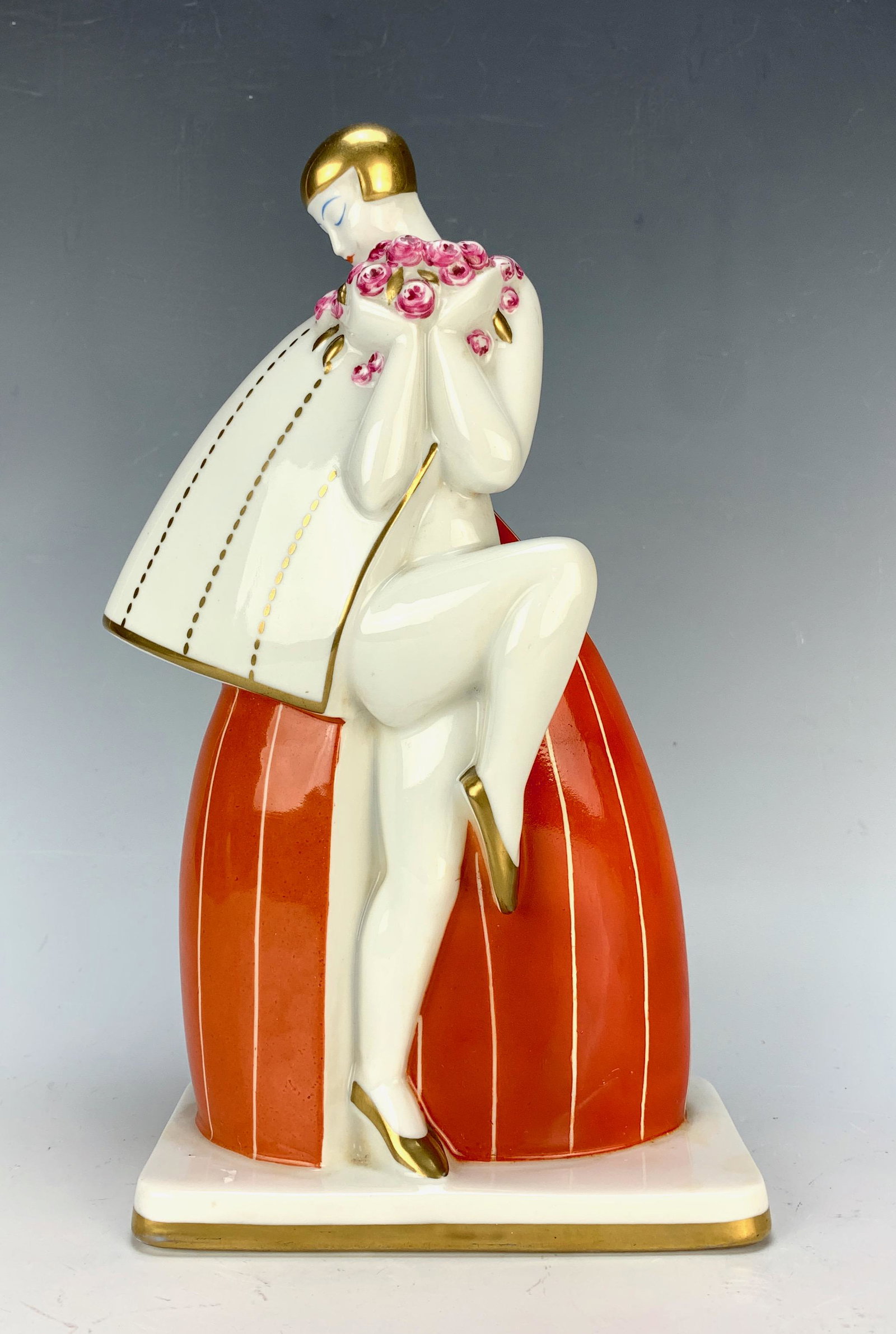 Robj Art Deco Figural Perfume Lamp of Dancer: Circa 1920, a perfume lamp or night light modeled as a female dancer with a cape and flowers, made of porcelain, marked "Robj Made in France" , very good condition, needs electifying
