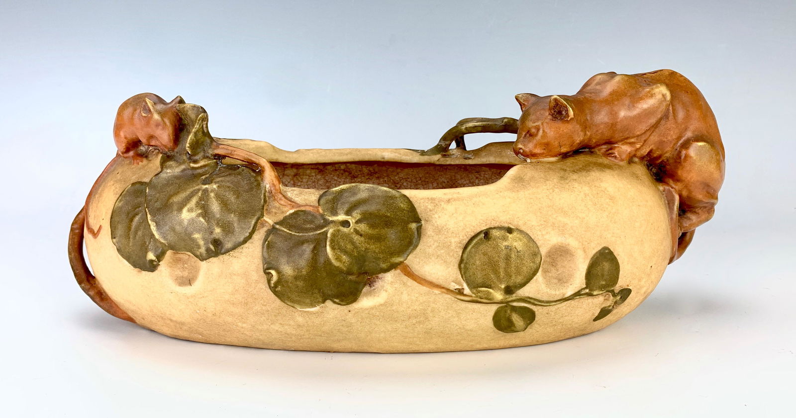 Rare Amphora "Cat & Mouse" Bowl C.1890 (1 of 8)