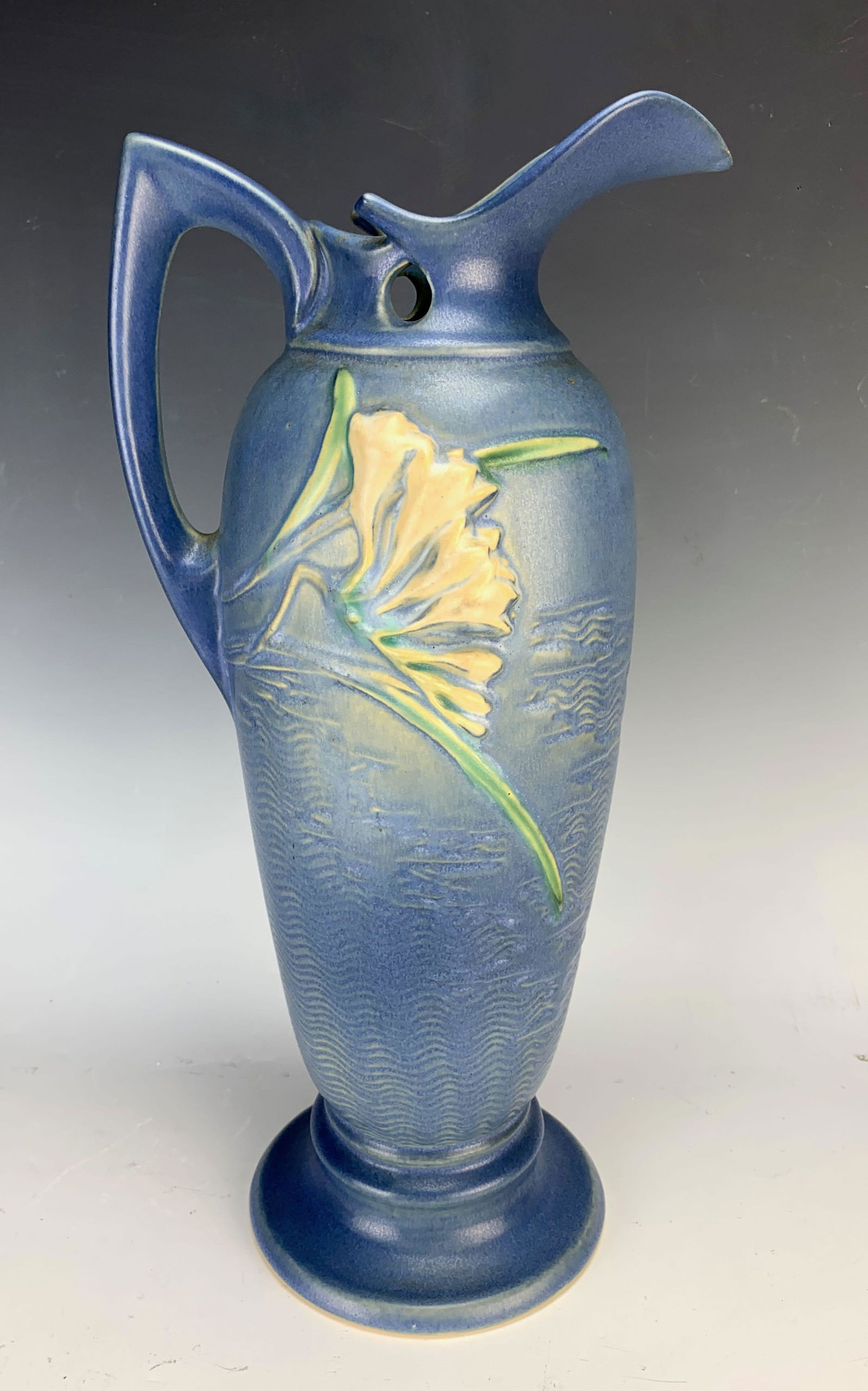 Large Roseville "Freesia" Ewer Pottery C. 1945 (1 of 3)