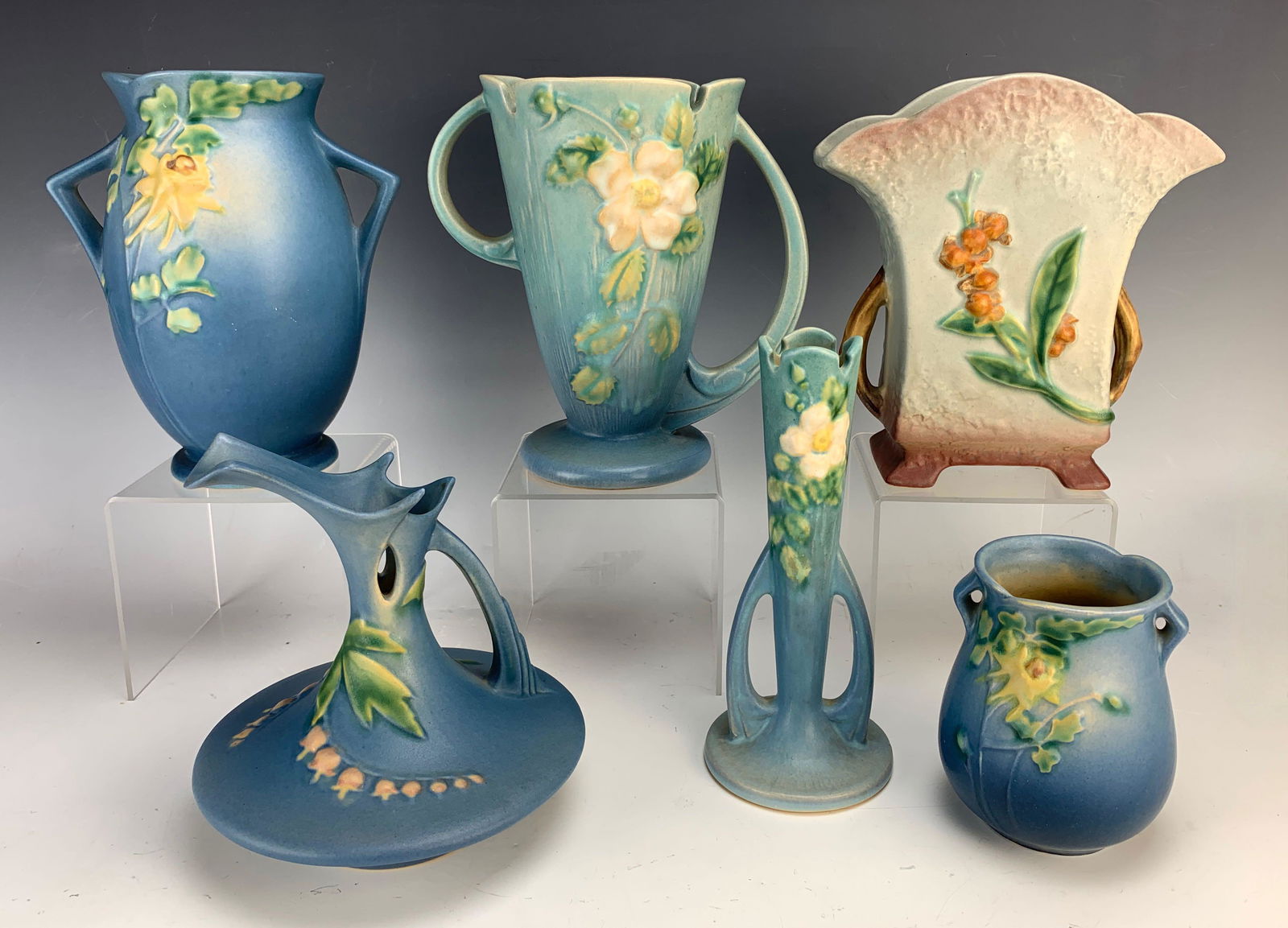 Group of 6 Assorted Roseville Pottery C. 1940's (1 of 6)