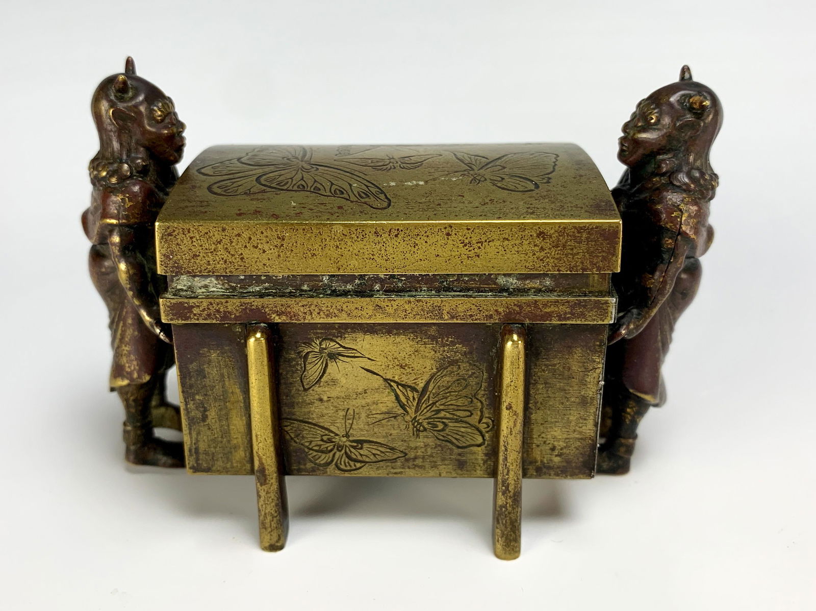 Japanese Meiji Period Bronze Box with 2 Oni (1 of 5)