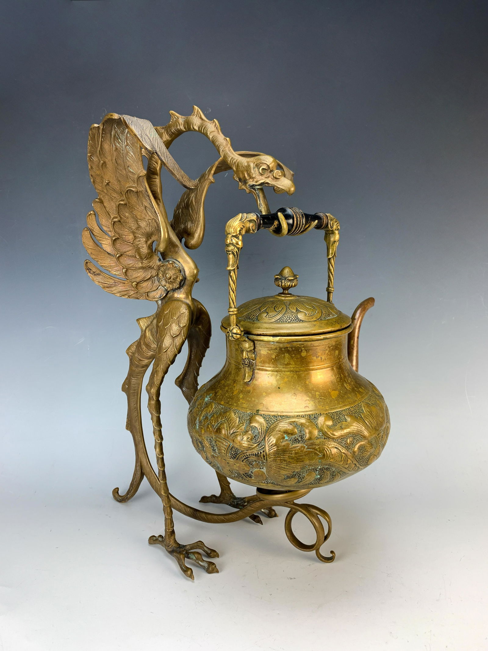 Bronze Dragon Kettle & Kettle Holder (1 of 6)