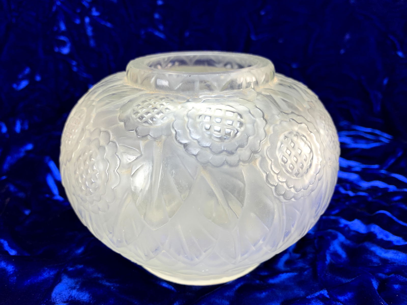 Andre Hunebelle Art Deco Glass Vase (1 of 4)