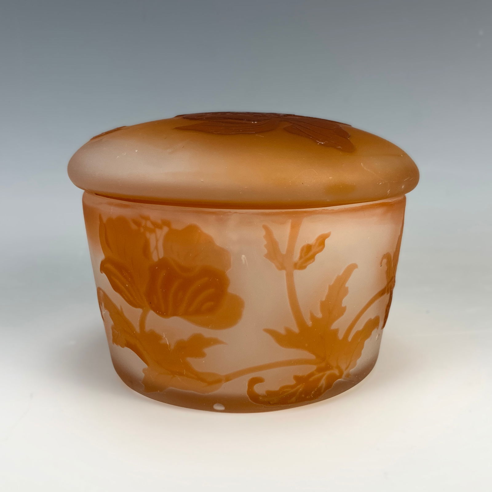 Galle Cameo Glass Covered Box (1 of 8)