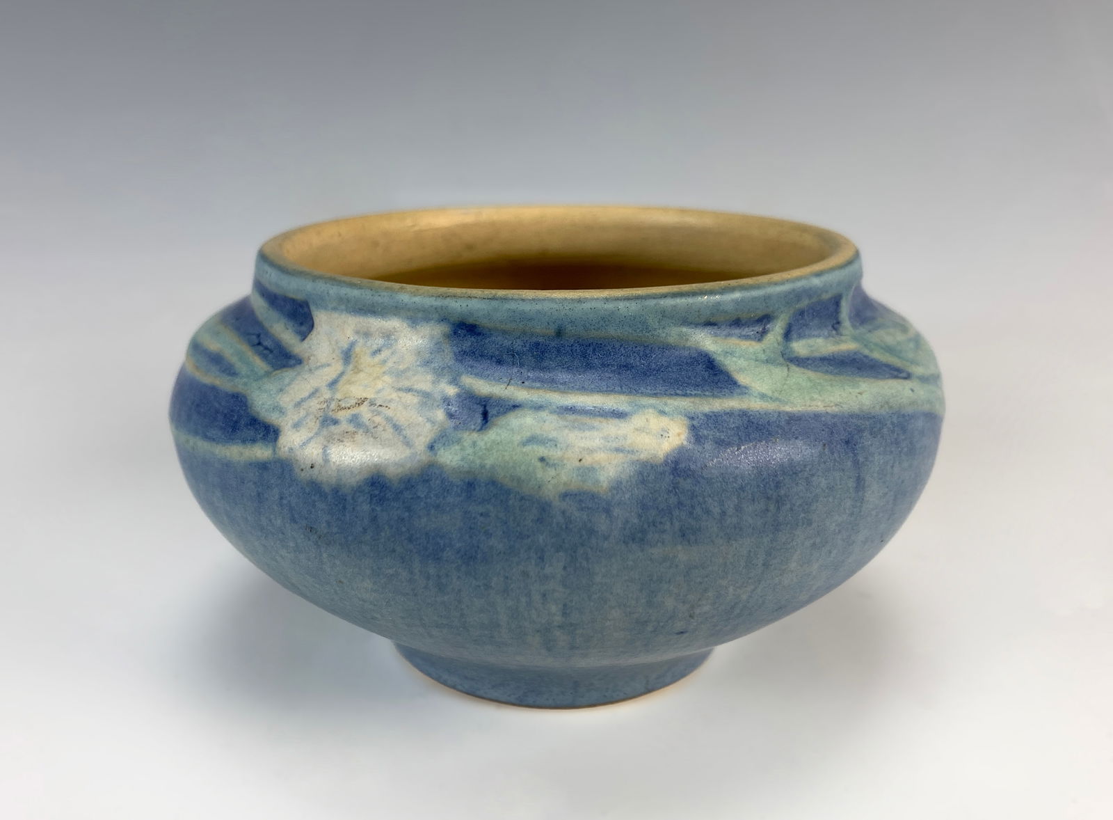 Newcomb College Vase by Henrietta Davidson (1 of 3)