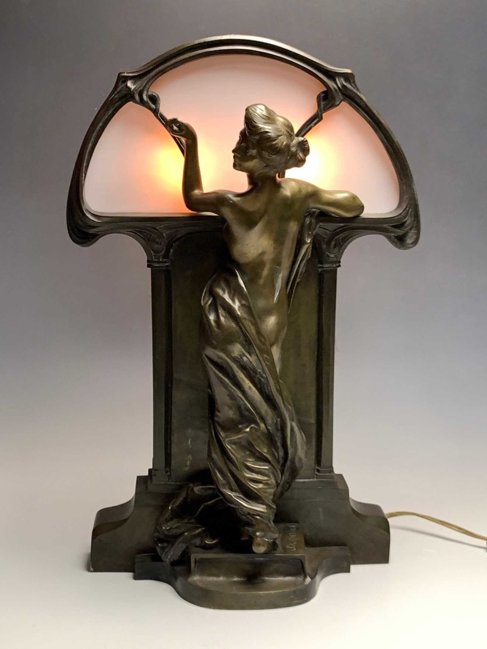 Joseph Kratina (1872-1953) Bronze Nouveau Lamp: Fantastic bronze Art Nouveau lady lamp signed J. Kratina. The artist, born in the Czech Republic, is a well-listed artist. Depicts a partially draped nude woman standing with her back facing the front