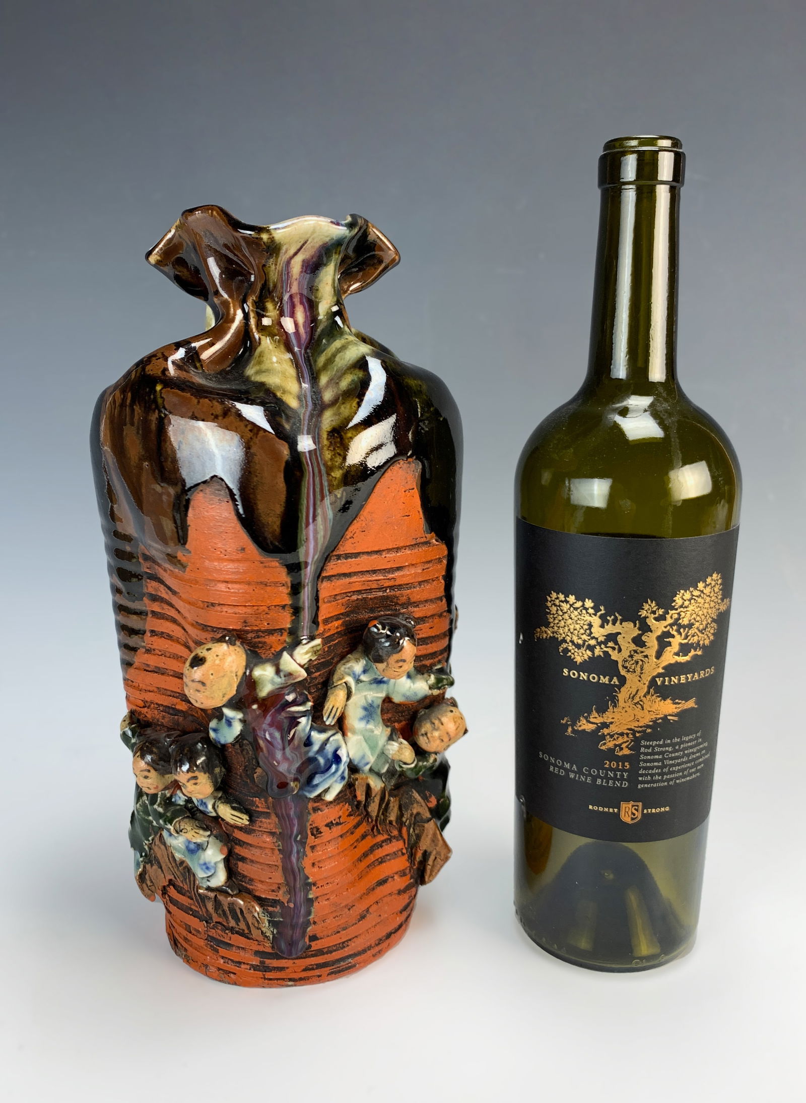 Sumida Gawa Vase "Children Holding Hands" (1 of 6)