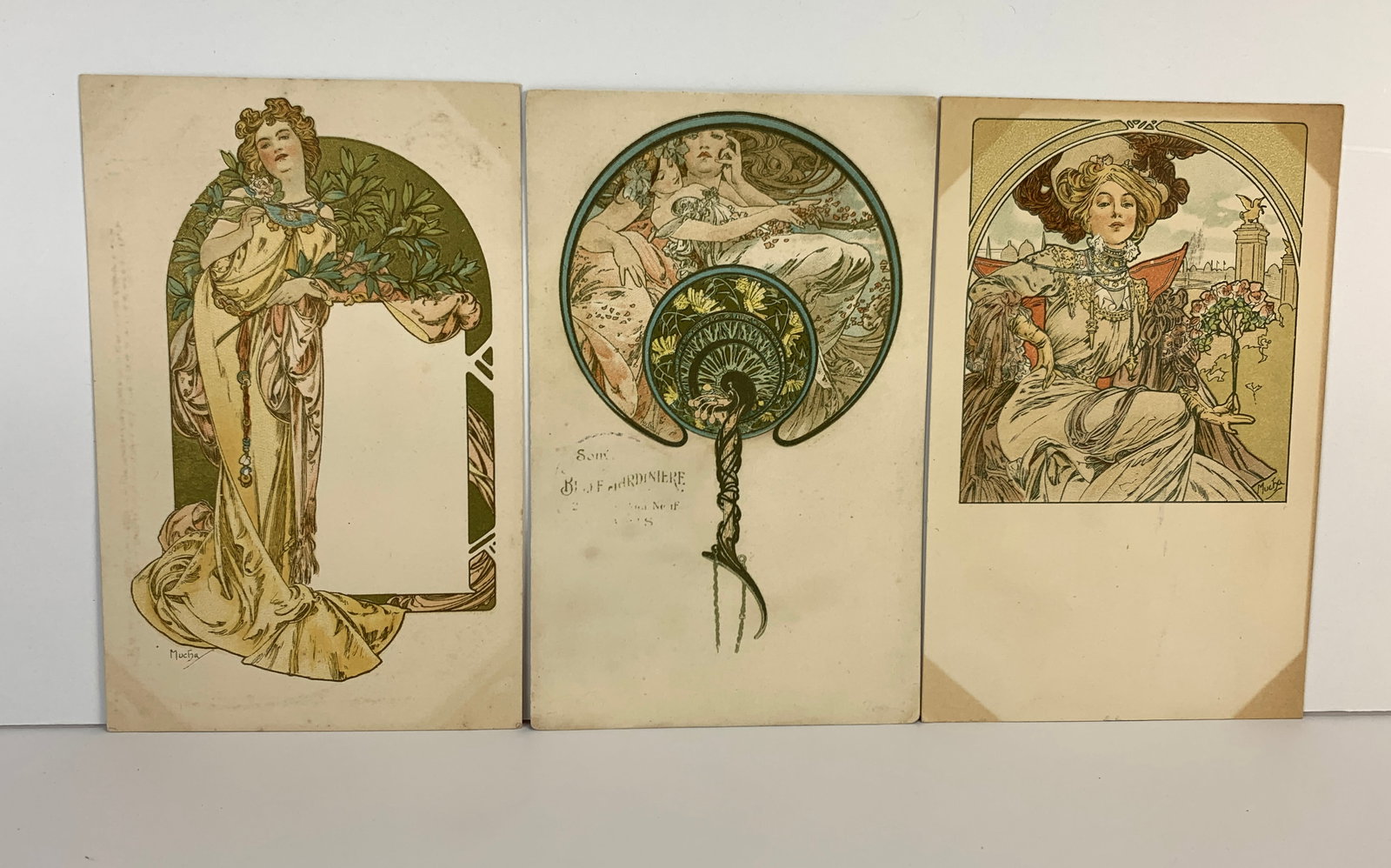 Alphonse Mucha (1860-1939) "3 Original Postcards": Having 3 original Mucha postcards titled: "Dessin d'Eventail" #491, "Paris Exposition 1900" #492, and "Dessin pour un Calendrier" #501. All signed and come with protective sleeve. Size: 5.5" x 3.5". C