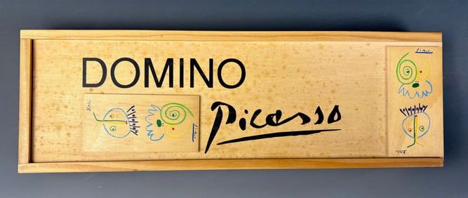 Picasso Gavilla de Fabulas Sin Amor Domino Set