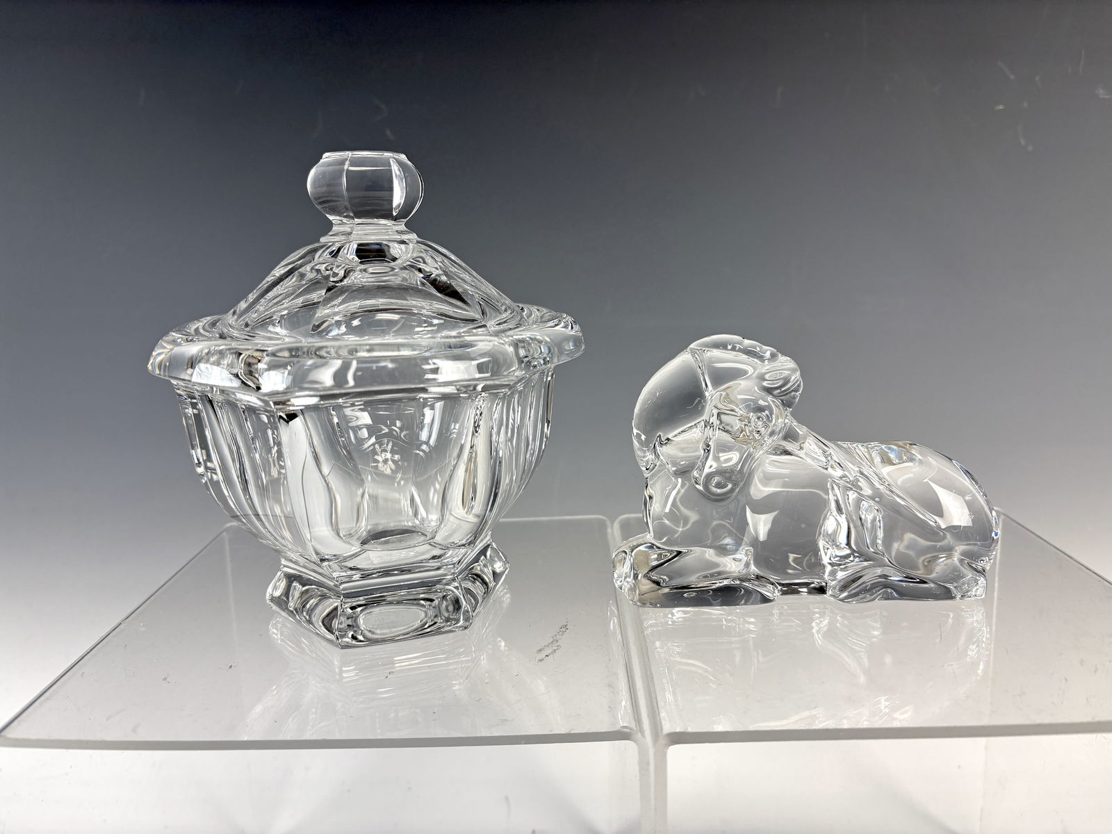 Baccarat Covered Bowl & Unicorn Paperweight sgd (1 of 4)