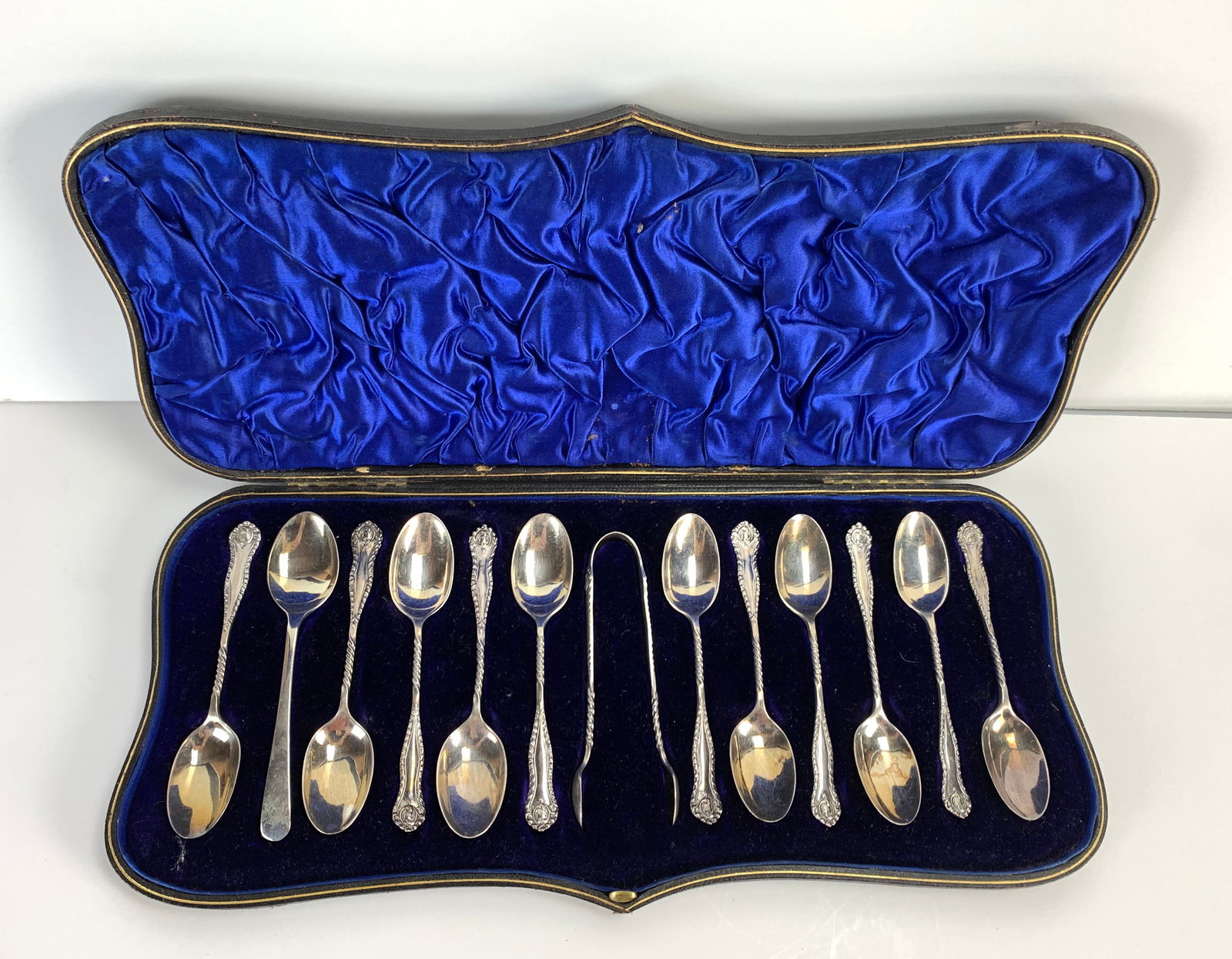 12 English Sterling Teaspoons In Case (1 of 5)