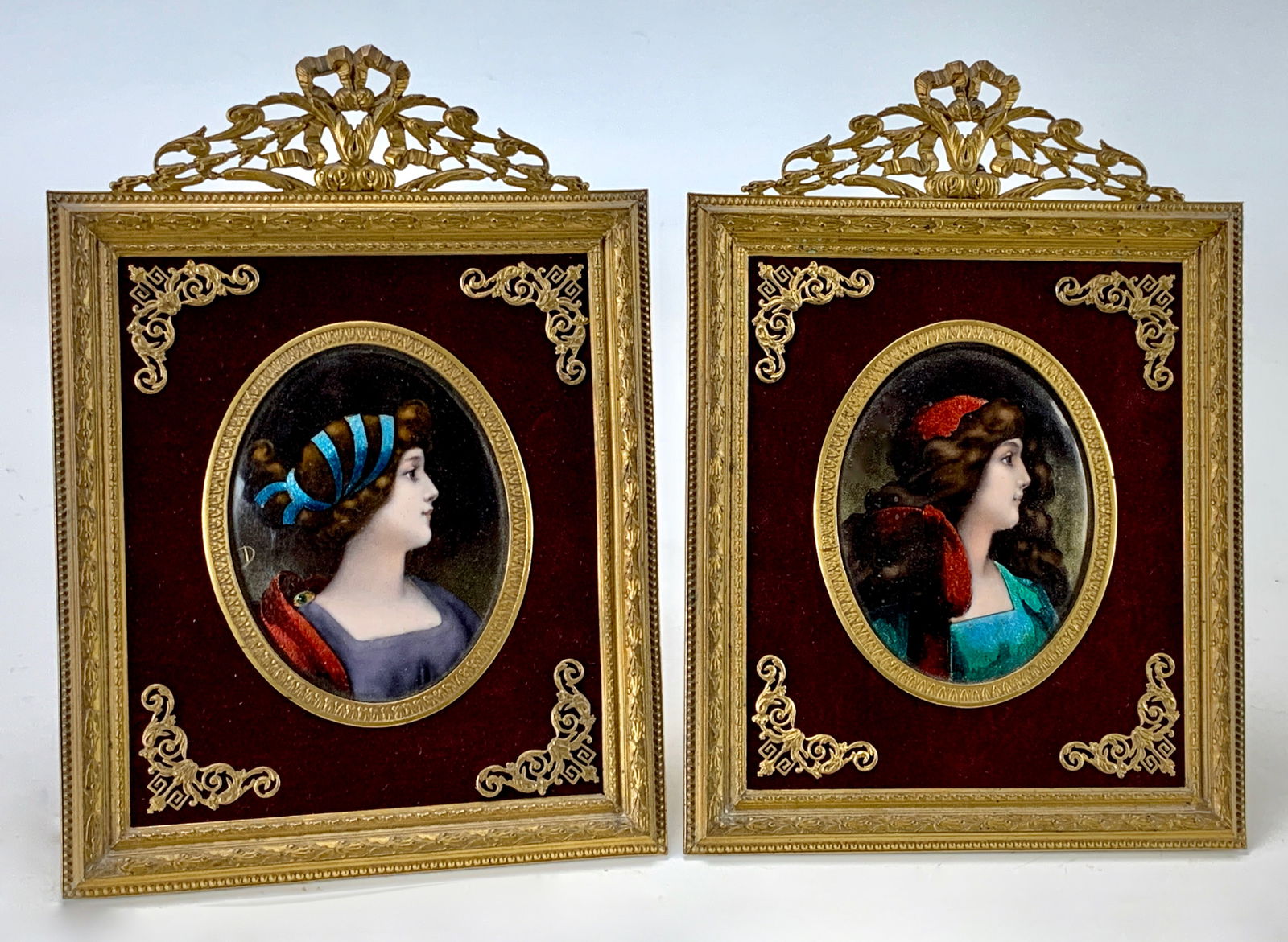 Two Limoges Enamel Portrait Miniatures of Ladies (1 of 4)