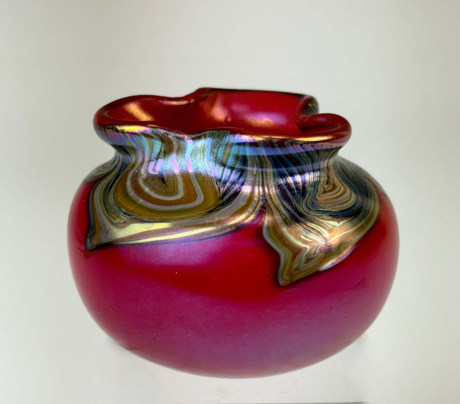 Tiffany Studios Miniature Red Trifold Cabinet Vase (1 of 6)