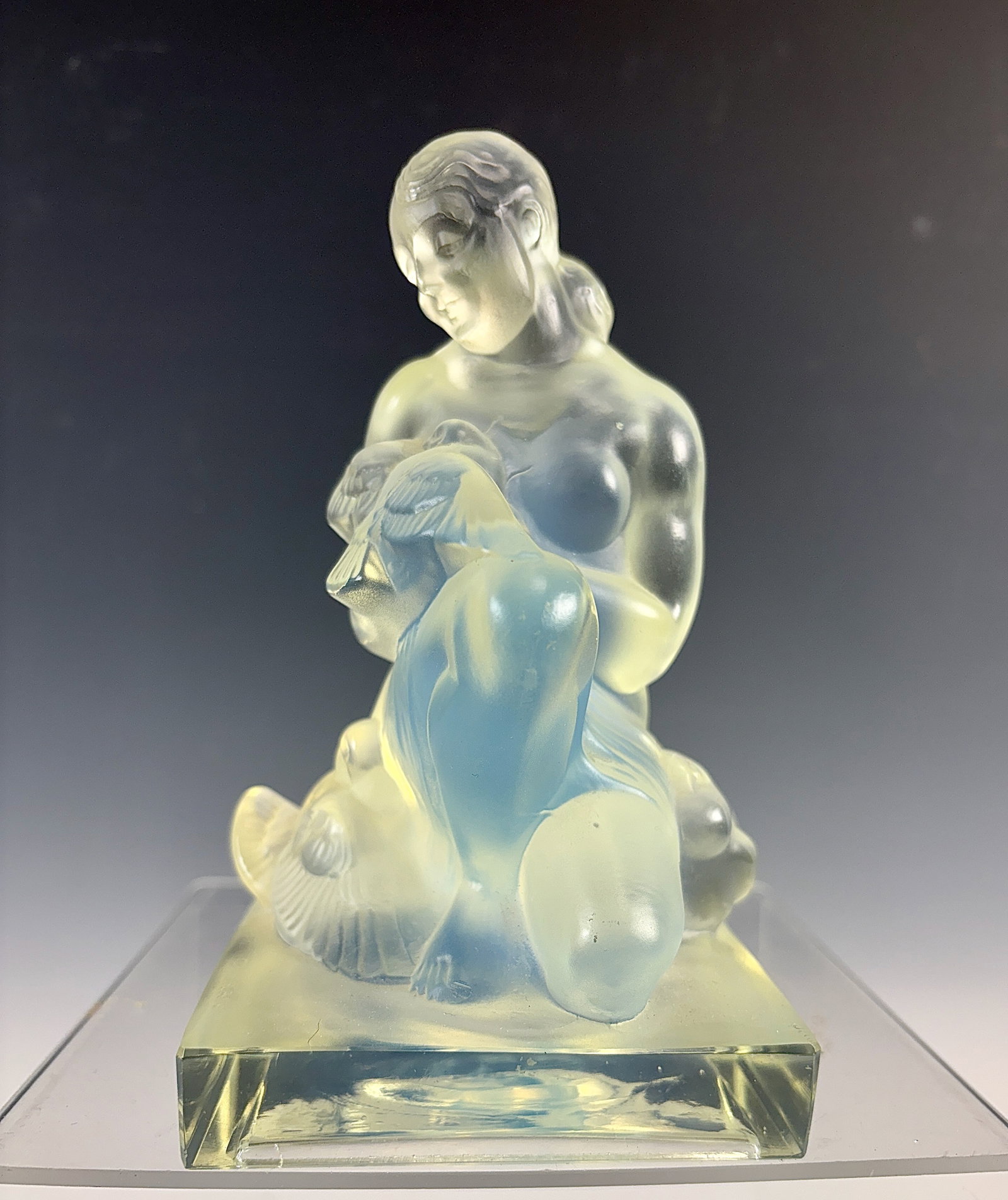 Sabino Opalescent Glass Lady w Birds Figurine (1 of 5)