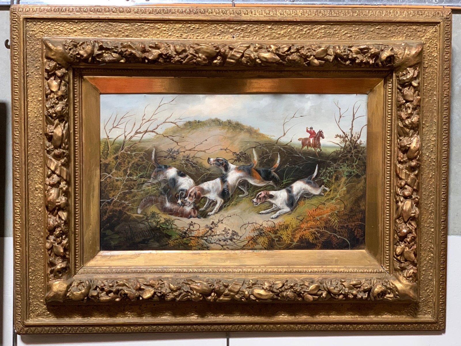 Edward Armfield Hunting Dogs Painting: Edward Armfield (1817-1896) Oil on canvas painting depicting an English hunt scene, signed lower left, good condition, sight 14.5" x 22.75". ramed 24" x 32"