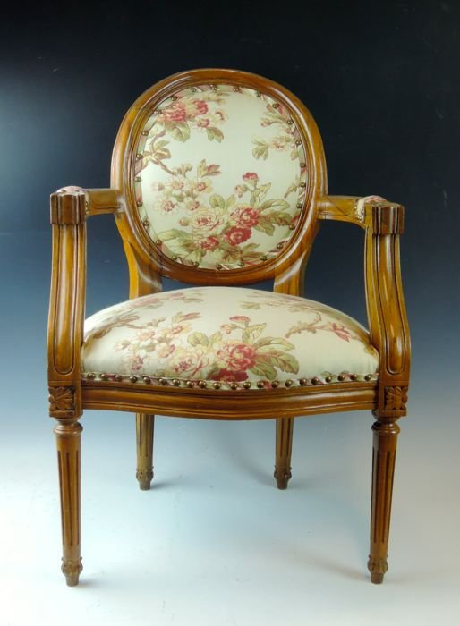 Louis XVI Child's Chair or Salesman Sample (1 of 3)