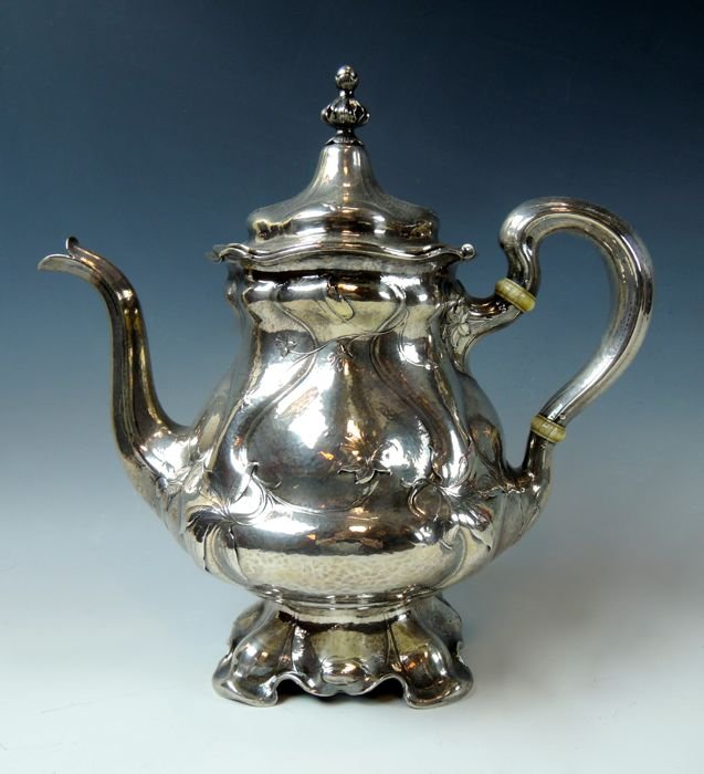Gorham Martele' Silver Teapot (1 of 4)